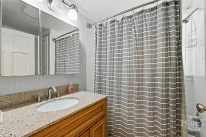526 E Gwinnett Lane, Savannah, GA 31401 - Photo 25