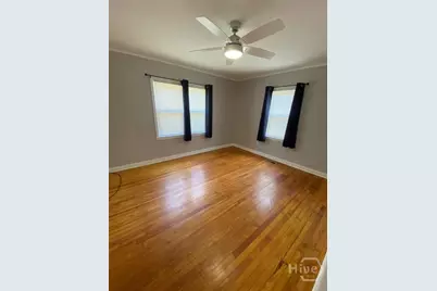2219 E 40th Street, Savannah, GA 31404 - Photo 11