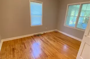 2219 E 40th St, Savannah, GA 31404 - Photo 13