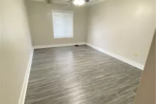2303 Beaumont Dr, Savannah, GA 31406 - Photo 9