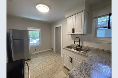 237 W 73rd Street, Savannah, GA 31405 - Photo 7