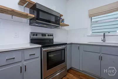 1106 E Broad Street, Savannah, GA 31401 - Photo 13