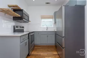 1106 E Broad St, Savannah, GA 31401 - Photo 15