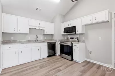 7206 Grant Street, Savannah, GA 31406 - Photo 9