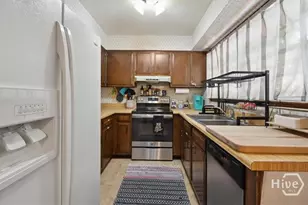 2220 E Victory Dr, Savannah, GA - Photo 13