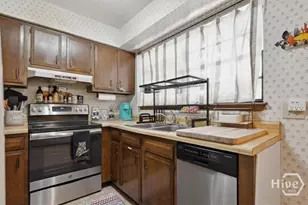 2220 E Victory Dr, Savannah, GA - Photo 11