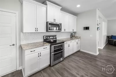 30 Shoefstall Street, Savannah, GA 31407 - Photo 15