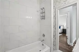 1124 E 37th St, Savannah, GA 31404 - Photo 15