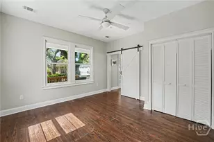 1124 E 37th St, Savannah, GA 31404 - Photo 17