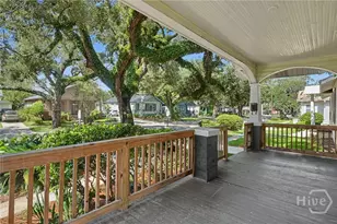 1124 E 37th St, Savannah, GA 31404 - Photo 3