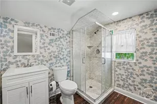 1124 E 37th St, Savannah, GA 31404 - Photo 21