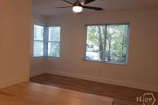 732 E Henry St, Savannah, GA 31401 - Photo 3