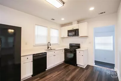 1904 E 51 Street, Savannah, GA 31405 - Photo 7