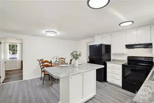 17 Russell Ave, Savannah, GA 31408 - Photo 11