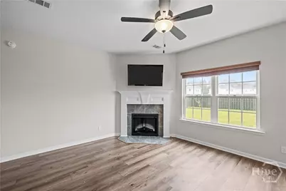 153 Brightleaf Circle, Hinesville, GA 31313 - Photo 5