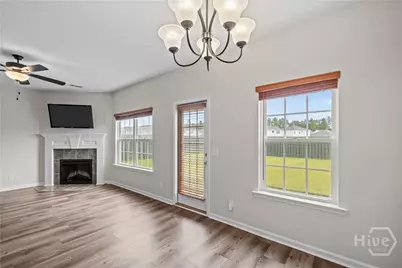 153 Brightleaf Circle, Hinesville, GA 31313 - Photo 7