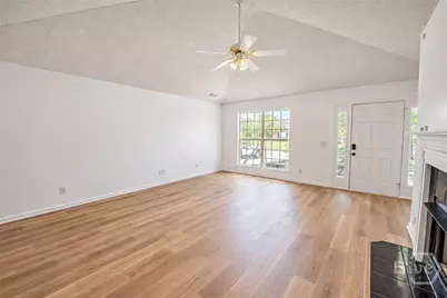 121 W Tisbury Lane, Pooler, GA 31322 - Photo 5
