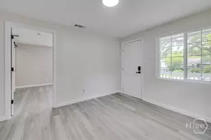 1006 Lynah St, Savannah, GA 31415 - Photo 9