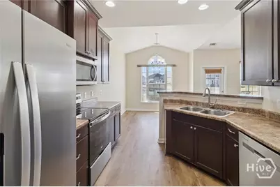 117 Greyfield Circle, Savannah, GA 31407 - Photo 7