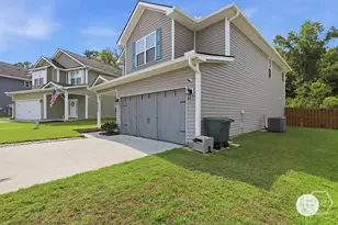 685 Fairview Cir, Hinesville, GA 31313 - Photo 3