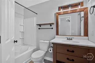 3305 Walden Park Dr, Savannah, GA 31410 - Photo 11