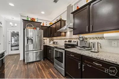 128 Waverly Way, Savannah, GA 31407 - Photo 15