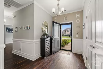 128 Waverly Way, Savannah, GA 31407 - Photo 5