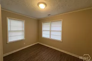 100 N Main St, Pembroke, GA 31321 - Photo 11