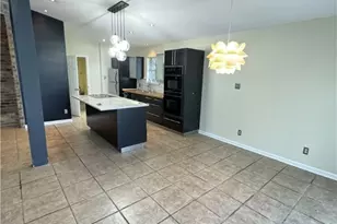 319 Windsor Rd, Savannah, GA 31419 - Photo 9
