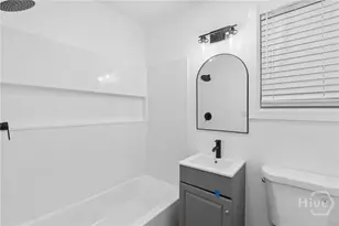 1306 E 54th St, Savannah, GA 31404 - Photo 11