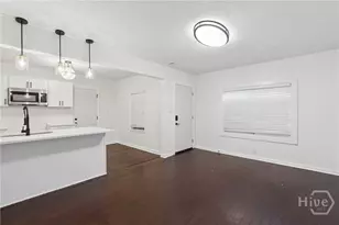 1306 E 54th St, Savannah, GA 31404 - Photo 5