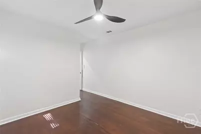 1306 E 54th Street, Savannah, GA 31404 - Photo 17