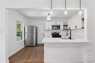 1106 E 53rd St, Savannah, GA 31404 - Photo 9