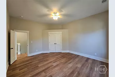 521 W 38th Street, Savannah, GA 31415 - Photo 17