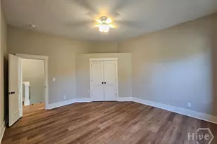 521 W 38th St, Savannah, GA 31415 - Photo 17