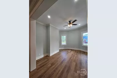 521 W 38th Street, Savannah, GA 31415 - Photo 7