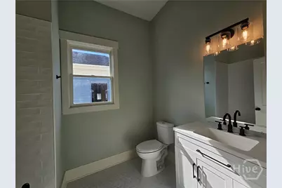 521 W 38th Street, Savannah, GA 31415 - Photo 25