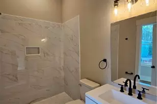 521 W 38th St, Savannah, GA 31415 - Photo 15