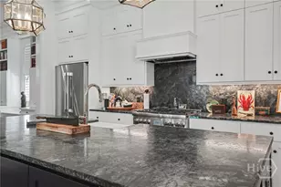 505 E Huntingdon St, Savannah, GA 31401 - Photo 11
