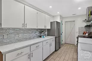 906 Reita St, Savannah, GA 31410 - Photo 15