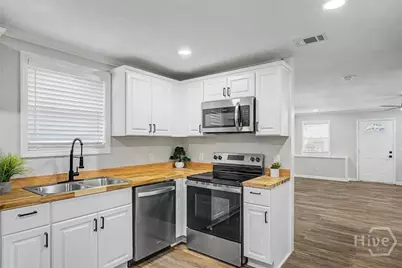 232 Sugden Street, Savannah, GA 31415 - Photo 7