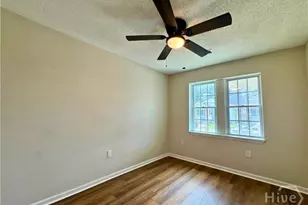 2032 Eppinger St, Savannah, GA 31415 - Photo 11