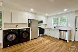 2032 Eppinger St, Savannah, GA 31415 - Photo 5
