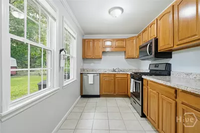84 Superior Avenue, Savannah, GA 31406 - Photo 7