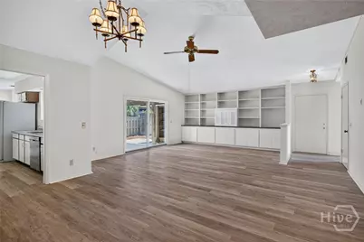 459 Mall Boulevard #26, Savannah, GA 31406 - Photo 5