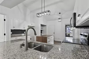 110 St Ives Way, Savannah, GA 31419 - Photo 9