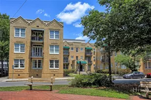 210 E State St, Savannah, GA 31401 - Photo 3