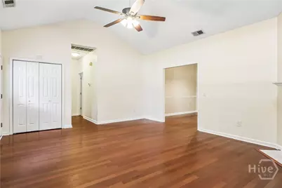 390 Central Avenue, Guyton, GA 31312 - Photo 7