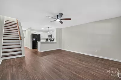 1516 E Henry Street, Savannah, GA 31404 - Photo 7