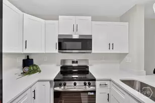 1516 E Henry St, Savannah, GA 31404 - Photo 15